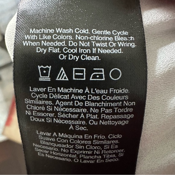 Donna Karan New York Abstract Print Surplice Blouse Lined Size L - Picture 7 of 9